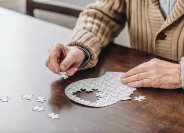 Parkinsova bolest: Prvi znakovi koje većina ljudi zanemari 
