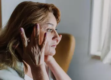 Pitali smo dermatologe: Kakva treba biti njega kože u zrelim godinama?