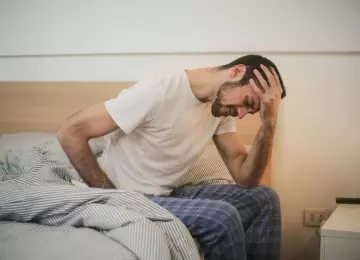 Bol u desnoj strani trbuha: kad je vrijeme za liječnika