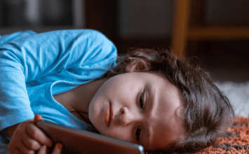 Djeca i zdravlje: Utjecaj ekrana na dječji san i ponašanje
