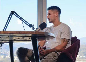 Staračka dalekovidnost nije strašna: Sve nas čeka, a Damjan ima rješenja!