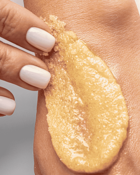 Piling od meda za ispucale ruke zimi