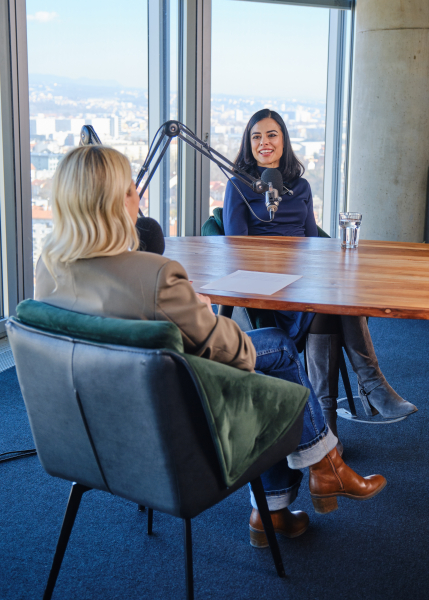 Podcast iz prve ruke sandra velasco novartis